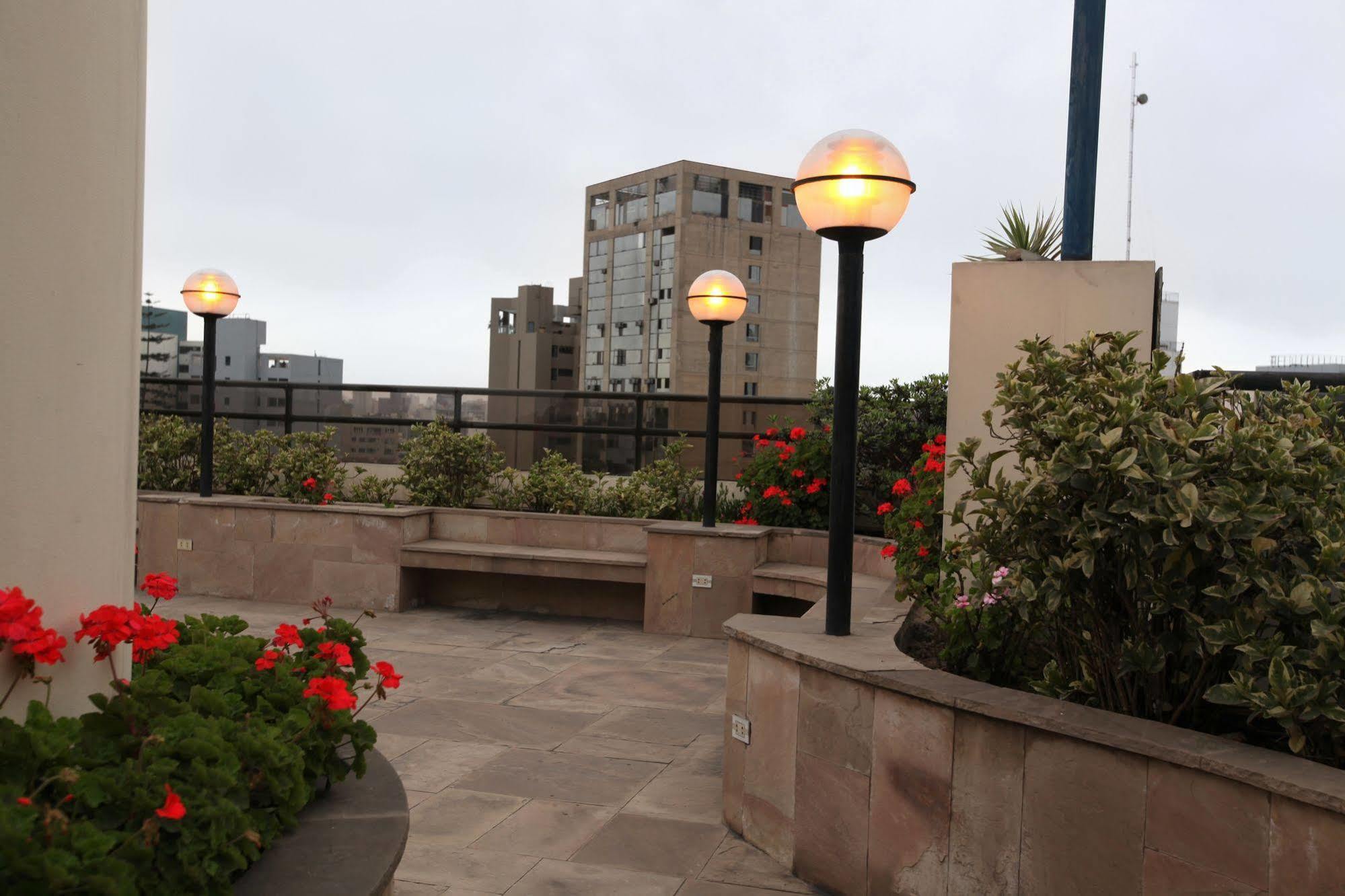 לימה Suites Plaza Las Flores מראה חיצוני תמונה